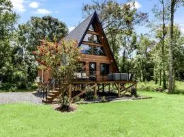 Fantastic A-Frame with Spa and Furnished Deck in Louisiana