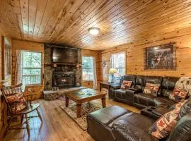 Secluded Cabin with Hot-tub and Fire Pit in Cleveland, Georgia