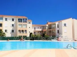 Le lagon bleu piscine et tennis