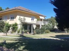 Gite classé touristique belle piscine 8kmd'Avignon
