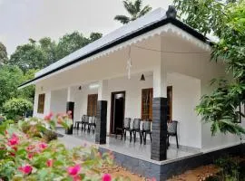 Navaratna Holiday Homestay