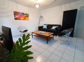 Gite la Blanchere, hotel v destinaci Saint-Herblon