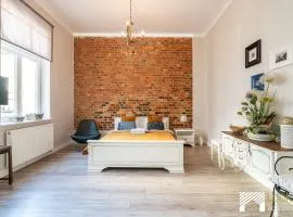 Apartament w sercu Poznania by LookAp
