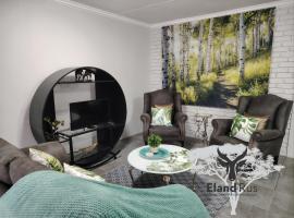 Eland Rus Micro Stay Self Catering, hotel u Kathuu
