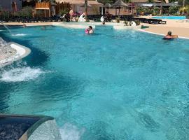 Camping Siblu les Sables du Midi, hotel a Valras-Plage