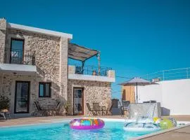 Nithavri's Pool Apartments