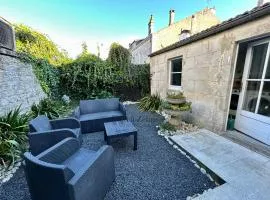 L'Authentique - Situé en face des thermes et tout proche du coeur de ville