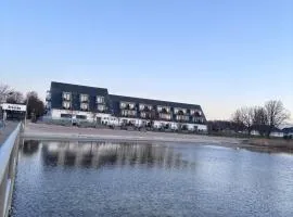 App 8o großer Tag am Meer mit Wasserblick