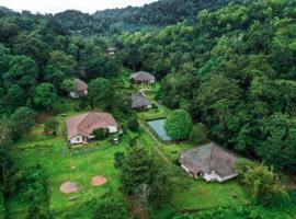 Abad Brookside Wayanad, hotel in Vythiri