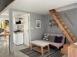 Petite maison chaleureuse proche du centre