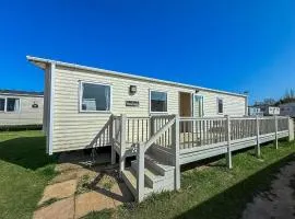 Lovely 6 Berth Caravan Nearby Hunstanton Beach In Norfolk Ref 23071T