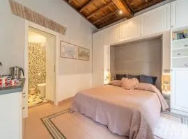 Secret Studio Retreat in the Heart of the Ghetto by Houseeds