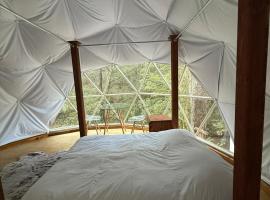 MANDALA CAMP, hotel v destinaci Tomatlán