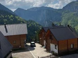 Villa Te Ibra - Rugovë