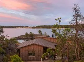 4 Bedroom Lovely Home In Fevik