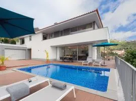 Private pool and sea view - Tropical Villa
