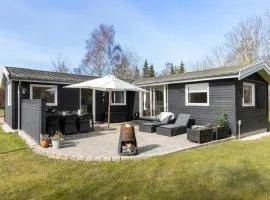 Nice Home In Græsted With Wifi