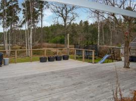 Stunning Home In Värmdö With Sauna, four-star hotel in Värmdö