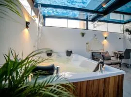 Espectacular Casa de Ensueño "Jacuzzi Privado" en Ricaurte - Peñalisa