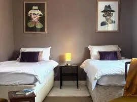 No 37 Central Hereford Sleeps 6 in 3 rooms With parking