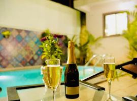GOLD CREST Villa mahabaleshwar, hotel v destinaci Mahábalešvár