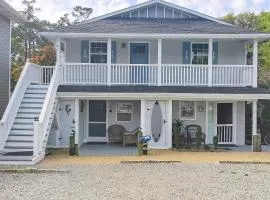 Ocean Isle Beach Studio with Patio - 1 Mi to Pier!
