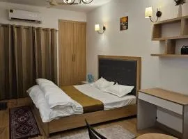 The Cozy Hotel