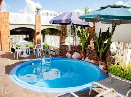 Apto com Wi-Fi, churrasqueira e piscina privativa