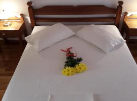 Epic Rooms, hotel di Delfoi