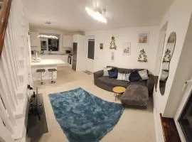 Riveredge Apartment