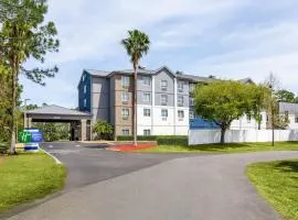 Holiday Inn Express & Suites Ormond Beach - North Daytona by IHG