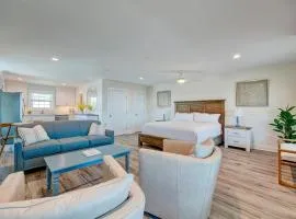 2008 King Suite, 2nd Floor Serenity