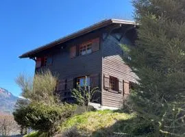 Chalet, vue sur la vallée, Domaine skiable Grand Massif