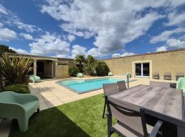 Maison de la villa à la fosse à l'âne 5 chambres, Hotel in Le Fuilet