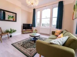Stunning Park View Maisonette - 2 Bedrooms