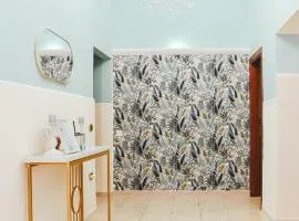"ENCHANTED HOME" Residenza Indipendente con Solarium a 5 minuti dal PORTO