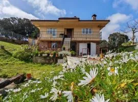 Apartamento con jardín