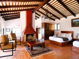 ANANA Rancho San Rafael | 3 Bedrooms with private porch, hotel v destinaci Ajijic