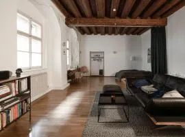 Studio 12