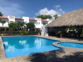 Casa Flamingo, hotel Buceríasban