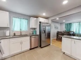 Charming Two Bedroom Family Unit in Great Location