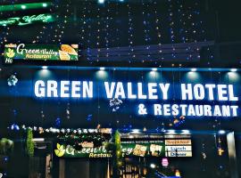 Green valley restaurant & hotel, hotel v destinaci Srīnagar