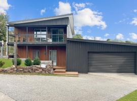 Alpine Edge Retreat- Gateway to Mount Buller, ξενοδοχείο σε Merrijig