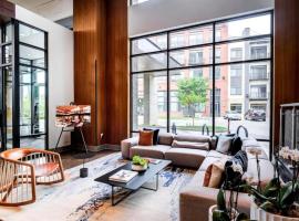 Top Level Modern Luxury Apt in Washington DC, ξενοδοχείο στην Ουάσινγκτον