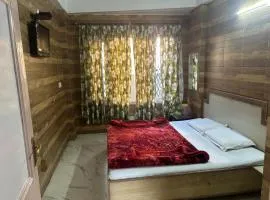 Khajuria Guest House