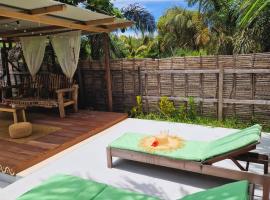 &icirc;le Sainte-Marie, Kaz'Armony, hotel con parking en Isla Santa Mar&iacute;a