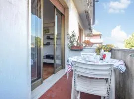 Beautiful Apartment In Viareggio
