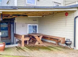 Pet Friendly Apartment In Harøy