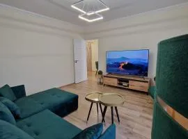 Central Greatforest Apartman 2