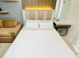 BT 1 Chic City Studio Retreat
